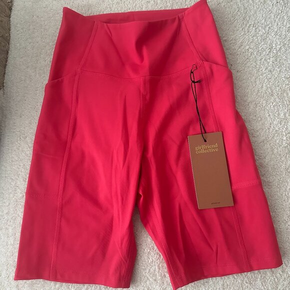 NWT Girlfriend Collective Biker Short Size Small - Picture 1 of 1